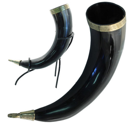 black_drinking_horn