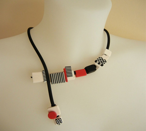 resin_beads_necklace